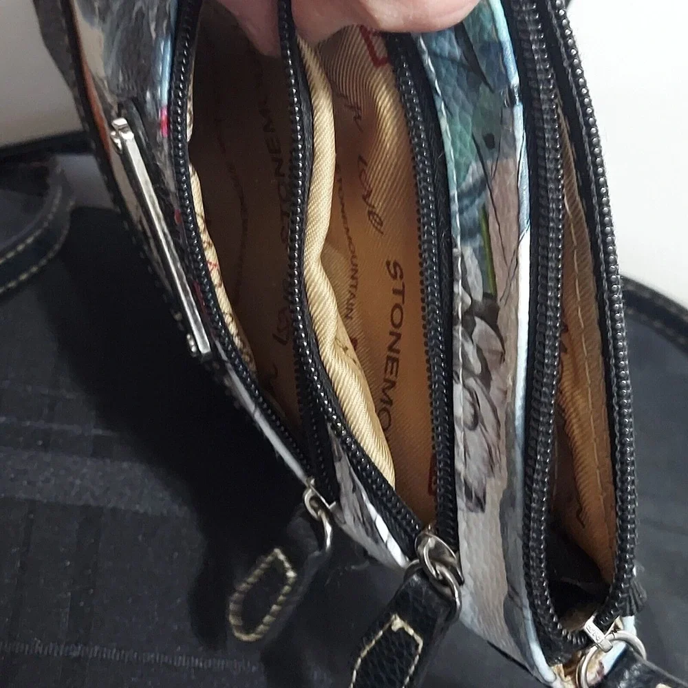 Stone Mountain USA Floral Pebble Leather Crossbody Bag Adjustable Strap Small‎